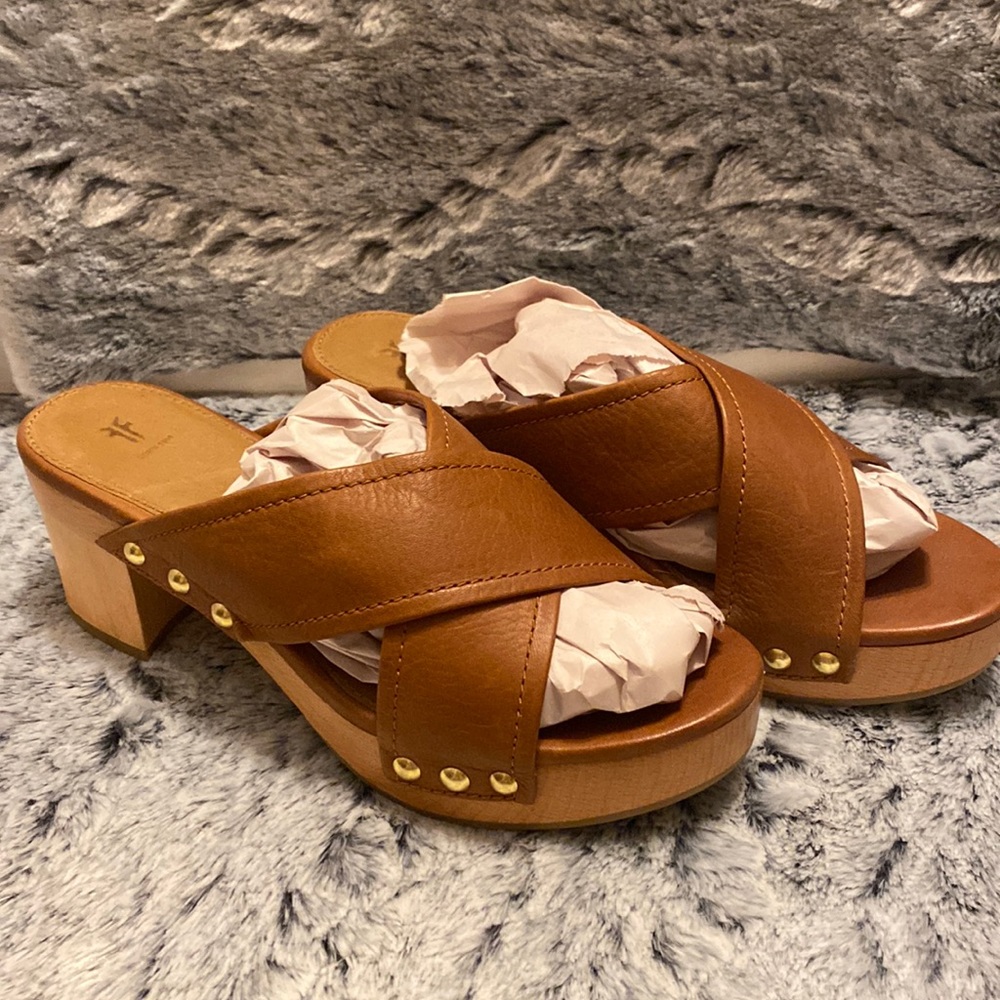Frye Fiona Brown Stud Slide Mule Italian Wooden Heels So Beautiful!🥳♥️👡